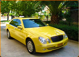 Mercedes Taxi